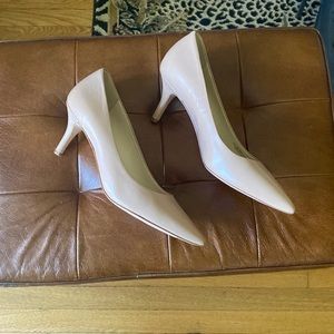 Cole Hahn Tan Pumps